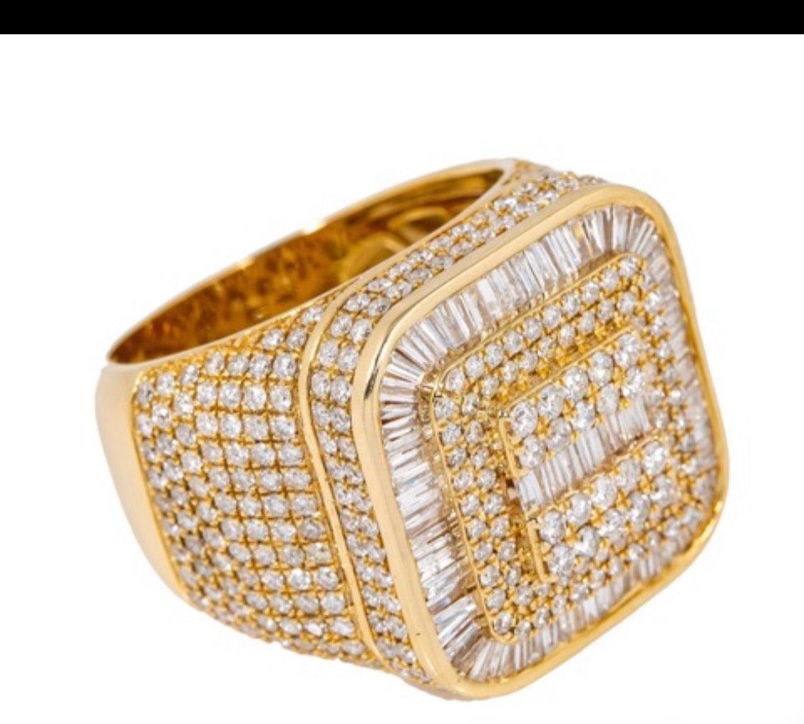 14k vs quality baguette and round diamond ring size 9