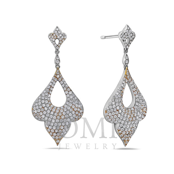 18K White Gold Ladies Earrings With Round Shaped Diamonds