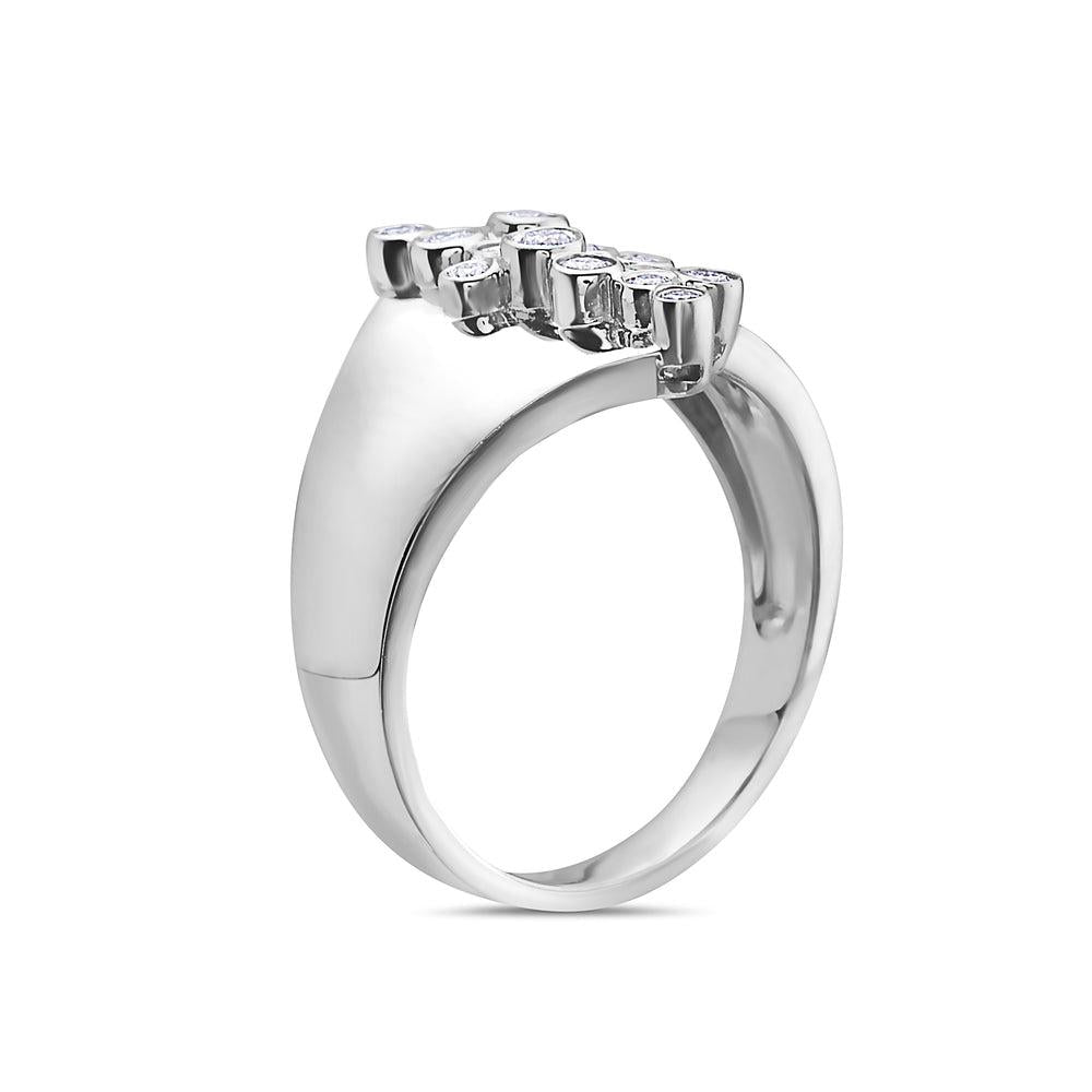 Ladies 18k White Gold Diamond 0.24 CT Right Hand Ring