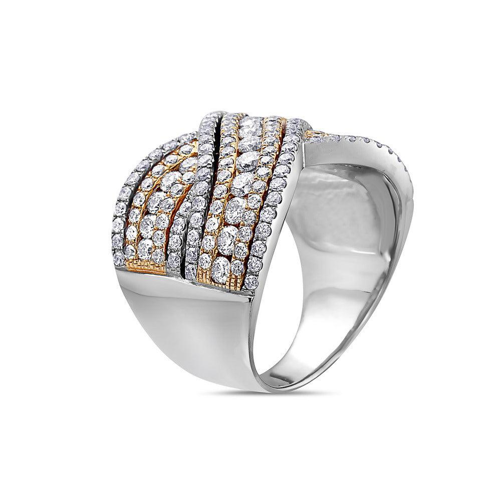 Ladies 18k White Gold Diamond 2.25 CT Right Hand Ring