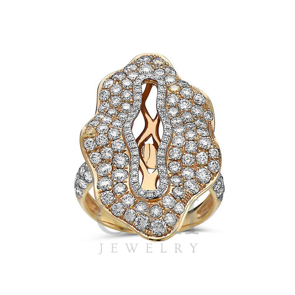 Ladies 18k Yellow Gold Diamond 3.01 CT Right Hand Ring