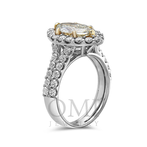 Ladies 18k White Gold Diamond 3.75 CT Right Hand Ring