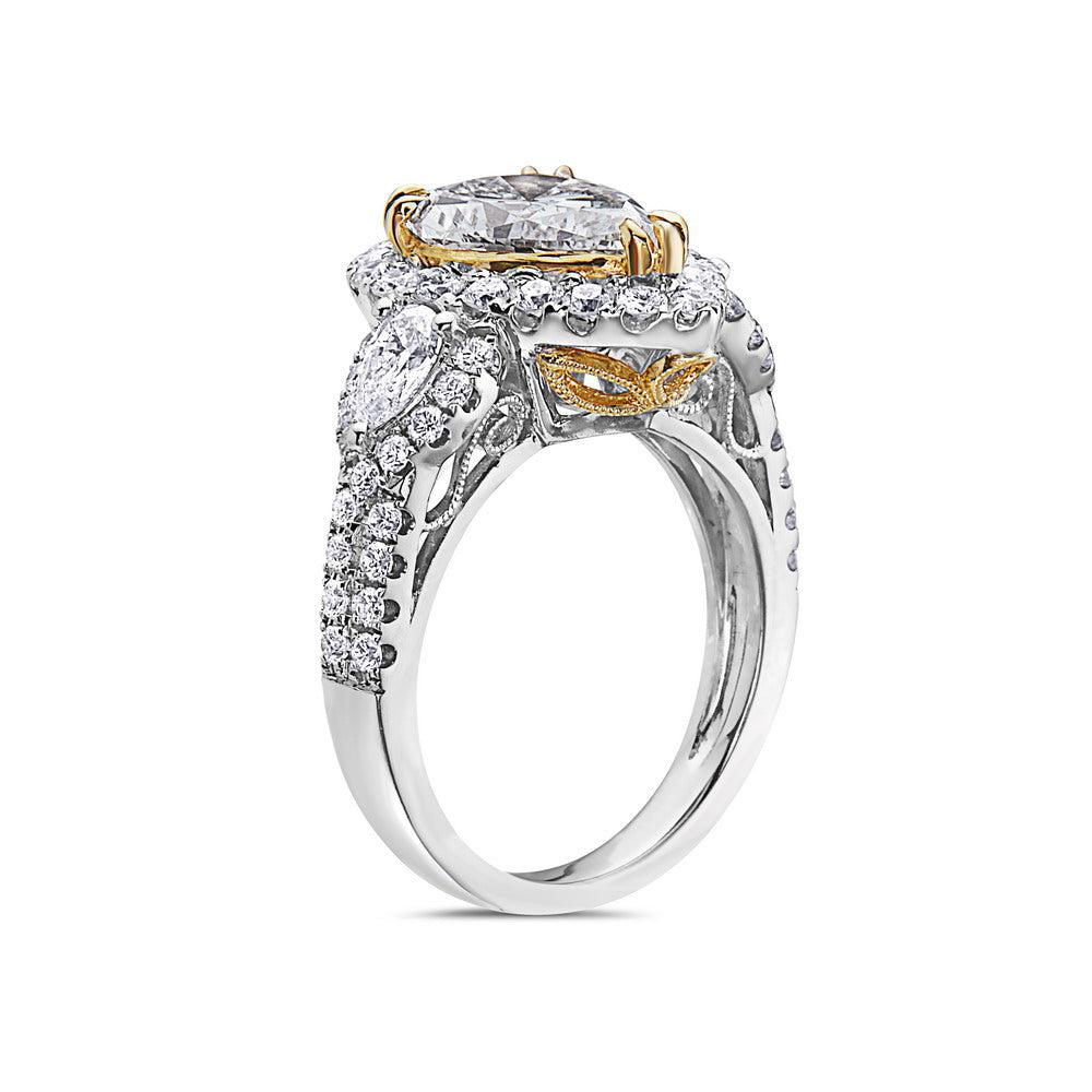 Ladies 18k White Gold Diamond 3.94 CT Right Hand Ring