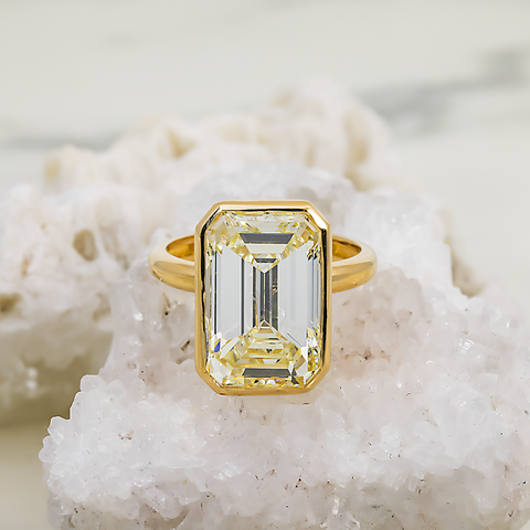 14K GOLD EMERALD CUT SOLITAIRE DIAMOND ENGAGEMENT RING 7.73 CTW