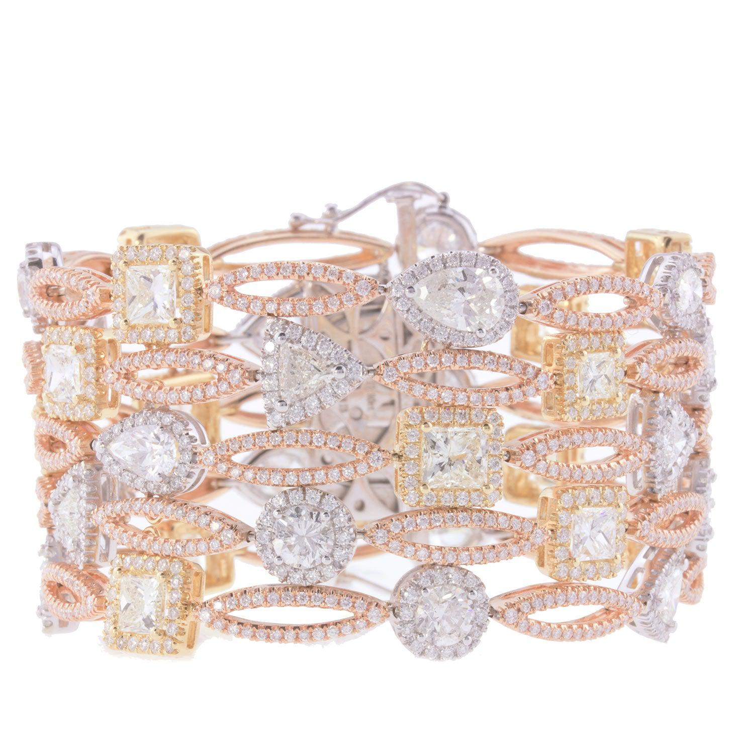 18K GOLD TRICOLOR BANGLE WITH A VARIETY OF DIFFERENT DIAMONDS 29.57 CT